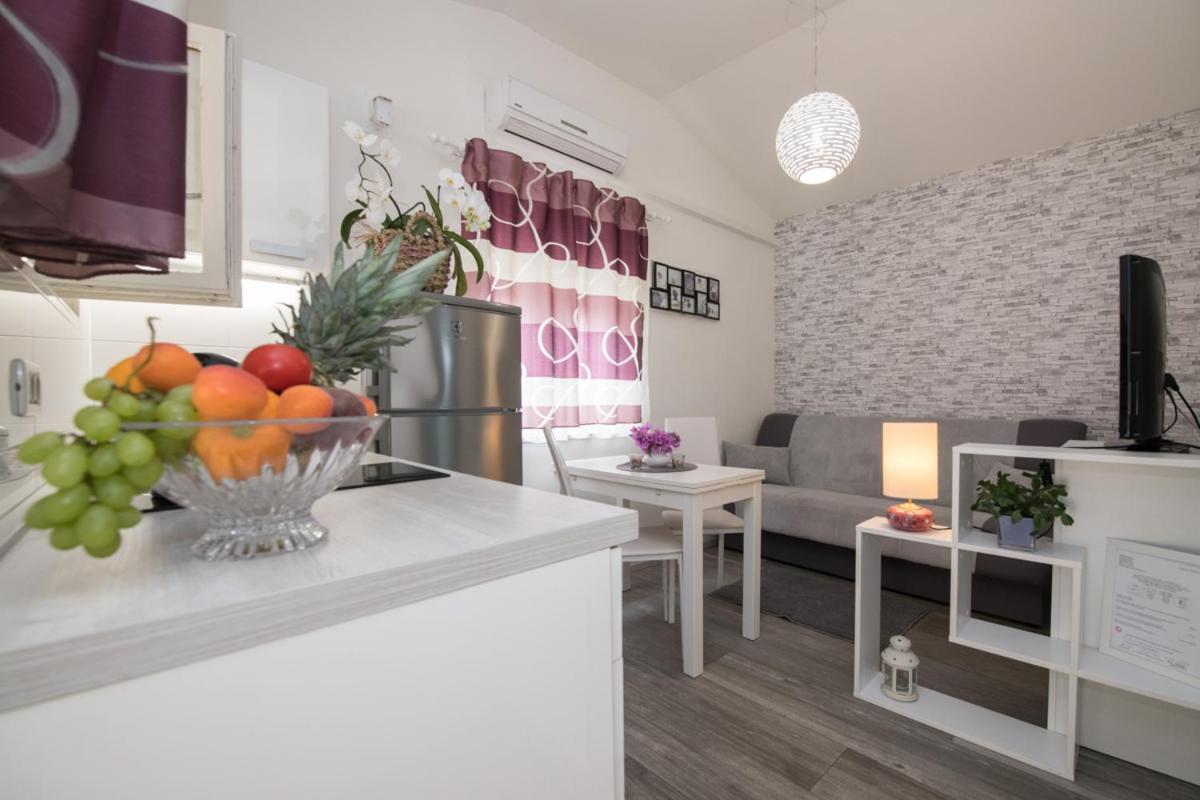 Apartments Ana Опатия Экстерьер фото